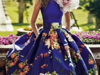 Стильна сукня з квітами 2020