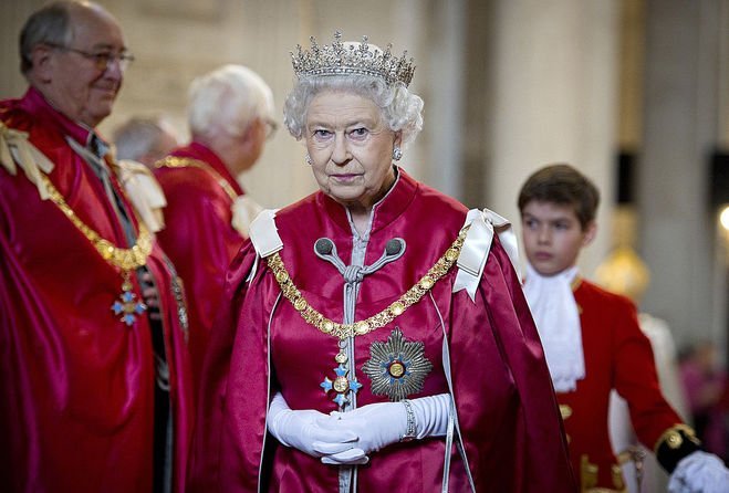 Не порушуючи традицій: парад до дня народження Єлизавети II відбудеться