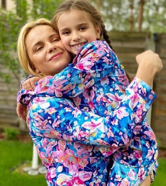 Принципи виховання дітей від Лілії Ребрик: зворушлива фотосесія з дочками