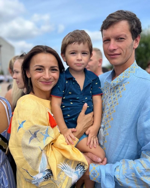 Нікітюк, Мішина, Гвоздьова й інші українські зірки показали себе та дітей 1 вересня