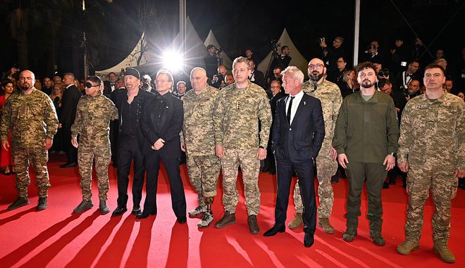 ukrayinski-vijskovi-zjavilis-na-chervonij-dorizhci-kannskogo-kinofestivalju-2025-34ecad3.jpg