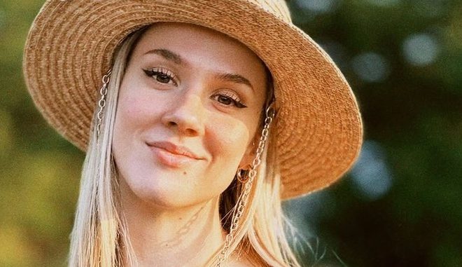 peremozhnicja-supermodeli-po-ukrayinski-grebenjuk-ogolosila-pro-zaruchini-z-vijskovim-d62c2f9.jpg