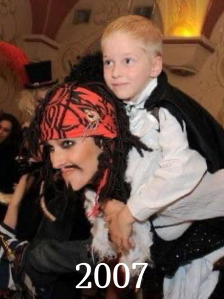 Осадча показала 10 своїх найяскравіших образів на Гелловін