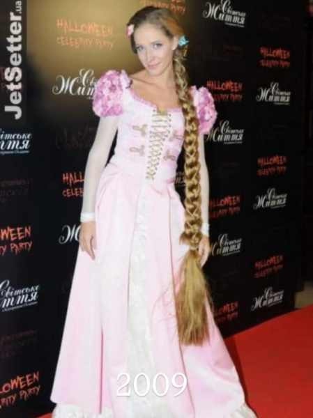 Осадча показала 10 своїх найяскравіших образів на Гелловін