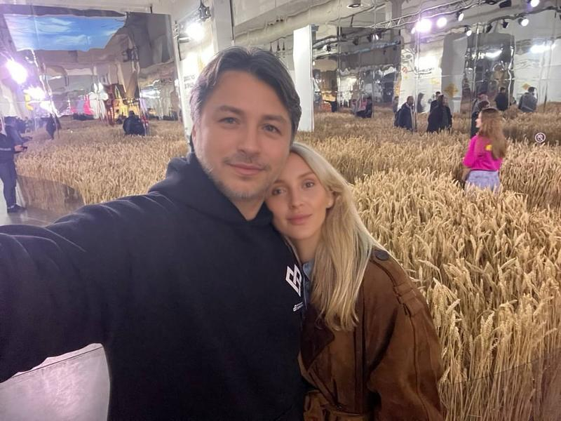 Притула запостив рідкісні фото з дружиною та дітьми