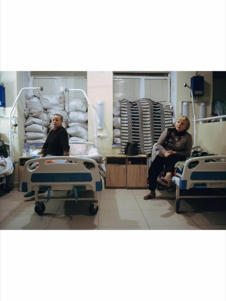 Анджеліна Джолі запостила фото з поїздки до Херсона та Миколаїва