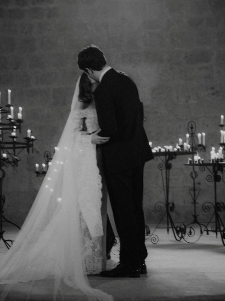 Дочка Бандераса та Гріффіт запостила нові фото з весілля