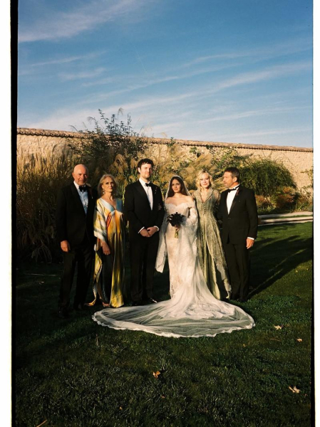 Дочка Бандераса та Гріффіт запостила нові фото з весілля