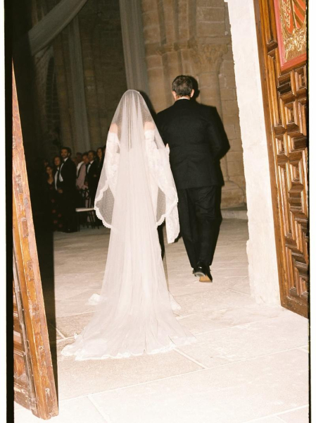 Дочка Бандераса та Гріффіт запостила нові фото з весілля