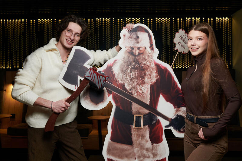 «Однієї тихої ночі»: у Києві відбувся зірковий показ фільму