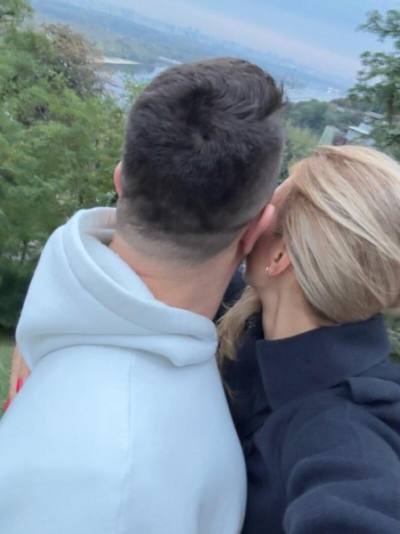 Боржемська вперше показала фото з новим бойфрендом