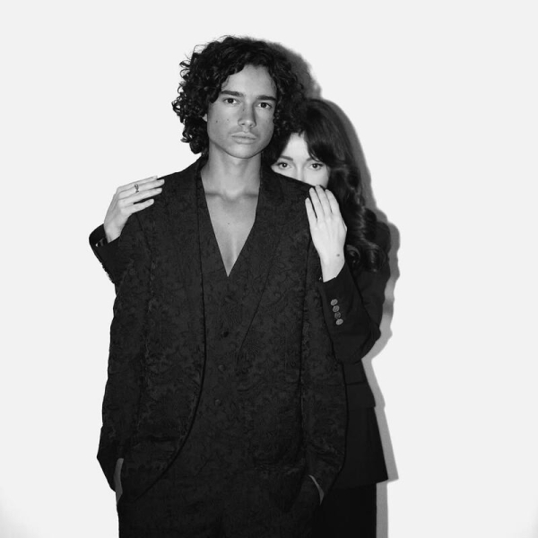 &laquo;Хто цей краш?&raquo;: Кухар показала нові фото сина з нагоди його 17-річчя