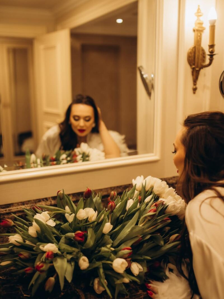 Саліванчук влаштувала відверту фотосесію у ванній