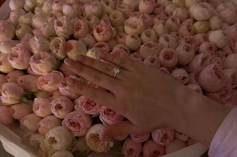 Виконавець хіта &laquo;Смарагдове небо&raquo; DREVO освідчився своїй дівчині