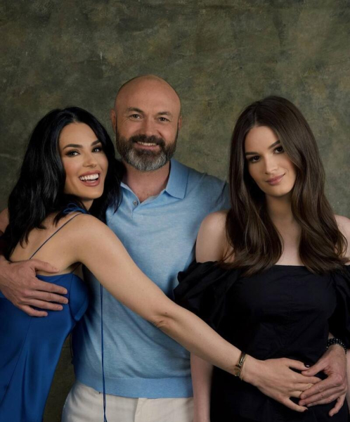 Єфросиніна привітала дочку з 22-річчям та показала її рідкісні фото