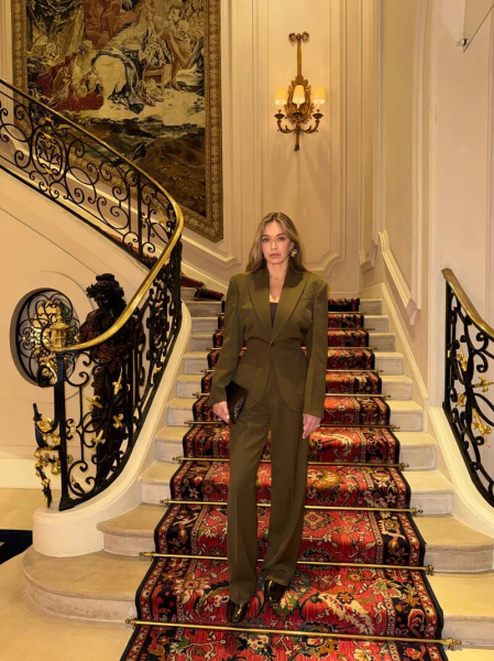 Брежнєва спровокувала чутки про заручини діамантовою каблучкою на безіменному пальці