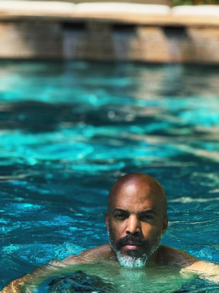 Голлі Беррі показала фото нареченого та привітала його з 56-річчям