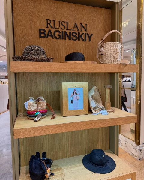 Кацурін подарував Дорофєєвій поїздку до Парижа на концерт улюбленої співачки