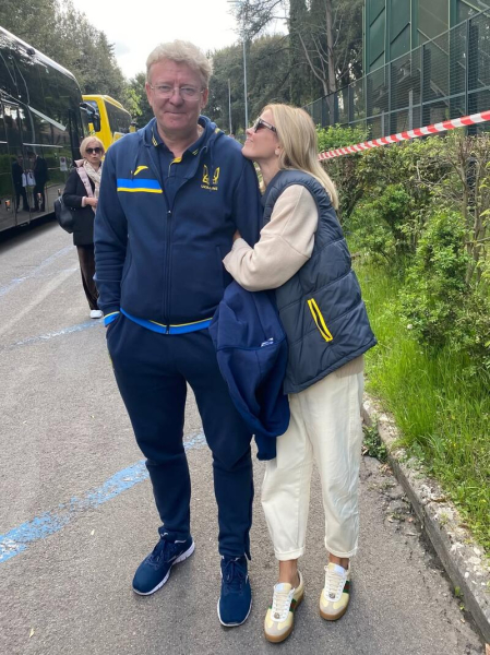 «Моя опора та приклад сили»: Катерина Кузнєцова привітала батька-футболіста з 63-річчям