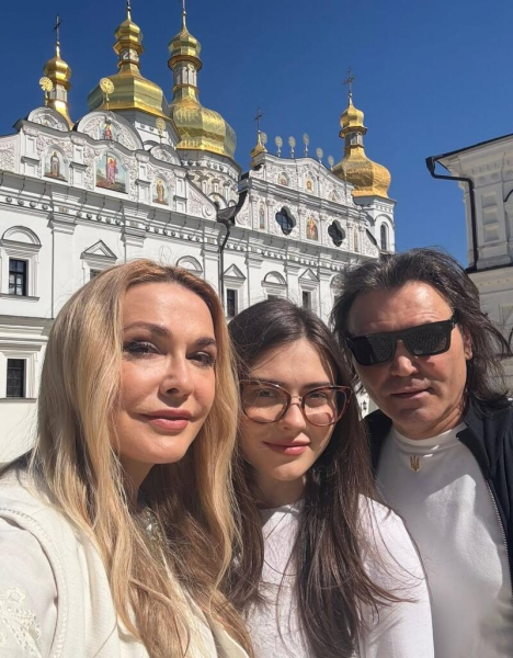 Ольга Сумська зворушила архівними кадрами на честь 24-річчя молодшої дочки