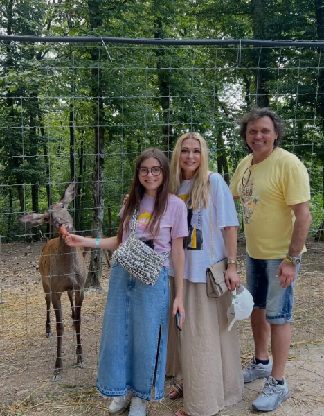 Ольга Сумська зворушила архівними кадрами на честь 24-річчя молодшої дочки