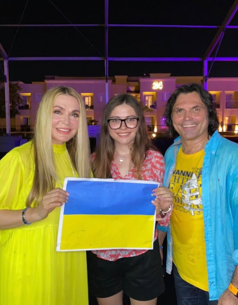 Ольга Сумська зворушила архівними кадрами на честь 24-річчя молодшої дочки