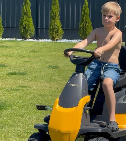 &laquo;Пацанчику вісім років!&raquo;: Танчинець показав фото із сином-іменинником