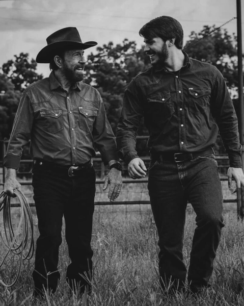 Син Чака Норріса опублікував прощальний лист до легендарного батька