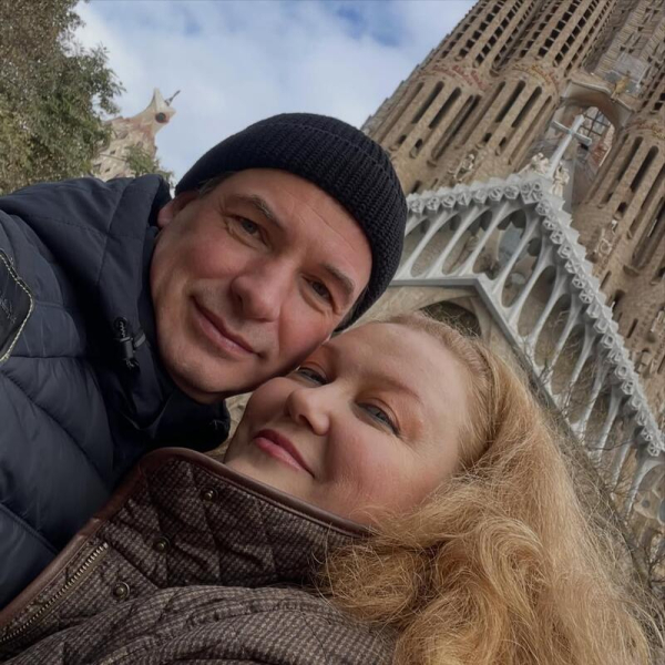 Зірка «Скаженого весілля» Леся Самаєва привітала чоловіка з 25-річчям шлюбу