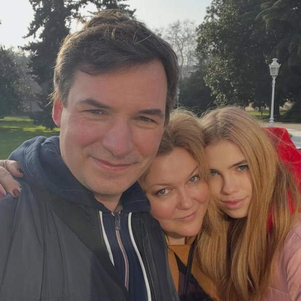 Зірка «Скаженого весілля» Леся Самаєва привітала чоловіка з 25-річчям шлюбу