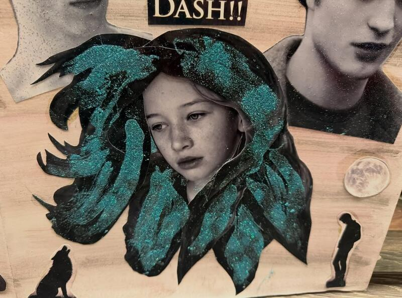 Йовович розсмішила святковим плакатом з нагоди 11-річчя дочки