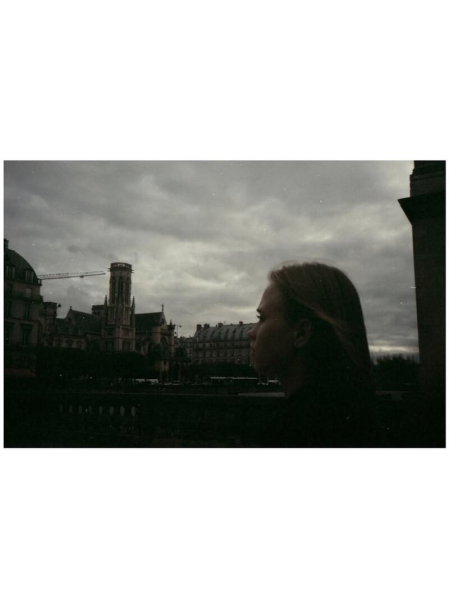 Кошмал вперше розповіла про початок стосунків із чоловіком і заручини у Франції