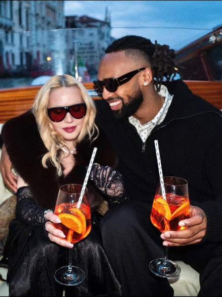 Мадонна похвалилася побаченням у Венеції з молодим бойфрендом