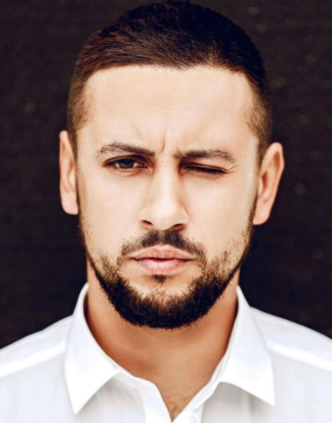 Монатік святкує 40-річчя: як дружина привітала його із ювілеєм