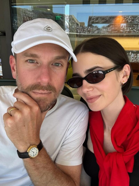 Зірка &laquo;Емілі в Парижі&raquo; Лілі Коллінз запостила рідкісні фото з дочкою та чоловіком